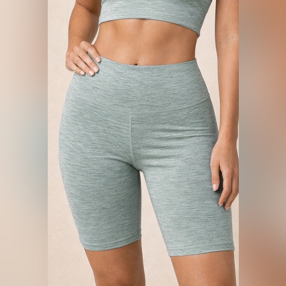 lululemon athletica Pants - Size 4 Lululemon Align short 8”, Heathered tidal wave